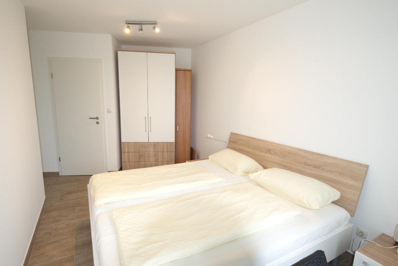 De Rootbost Apartment Neufeld  Екстериор снимка