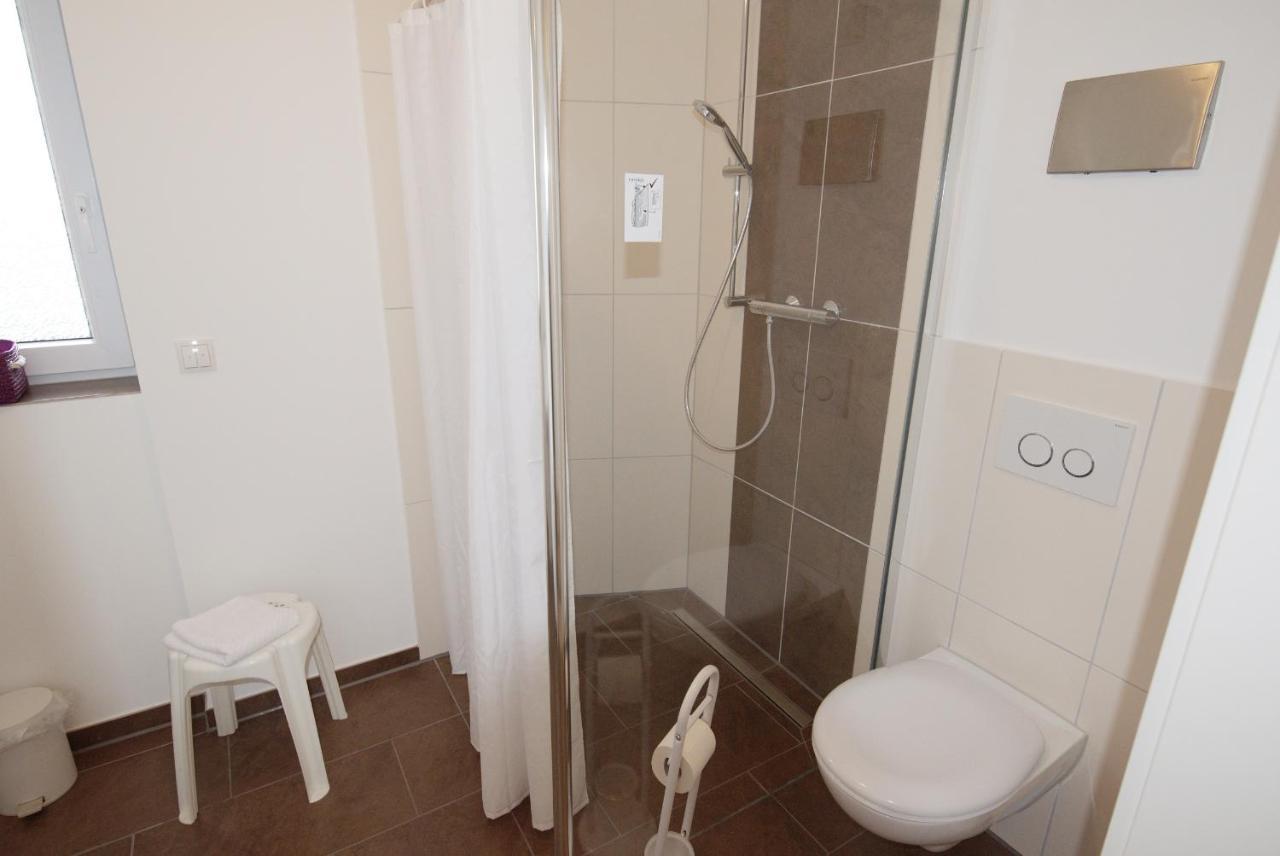 De Rootbost Apartment Neufeld  Екстериор снимка